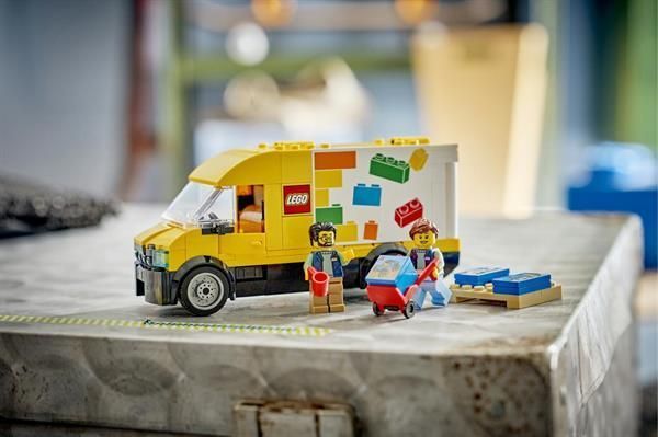 Конструктор LEGO City Фургон LEGO&reg; 276 Деталей afk-186573 фото