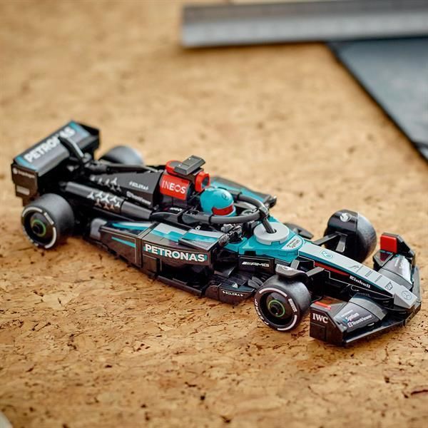 Конструктор LEGO Speed Champions Автомобіль для перегонів Mercedes-AMG F1 W15, 267 деталей afk-108156 фото