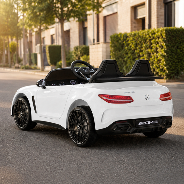 Дитячий електромобіль Mercedes-AMG GT R Roadster M 6313(MP4)EBLR-1 білий, двомісний, 4 мотори по 200W, MP4, Bluetooth, EVA, екошкіра mp-339067 фото