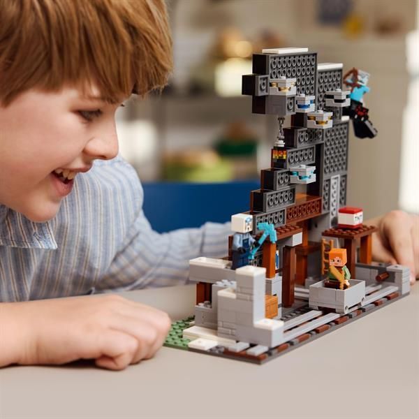 Конструктор LEGO Minecraft Шахта Кайло 530 деталей afk-167801 фото