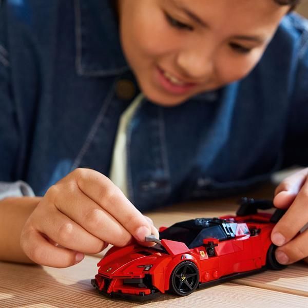 Конструктор LEGO Speed Champions Спортивный автомобиль Ferrari SF90 XX Stradale 339 Деталей afk-186621 фото