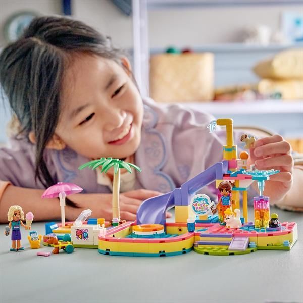 Конструктор LEGO&reg; Friends Веселий день в аквапарку Набір конструктора, 278 деталі afk-186917 фото