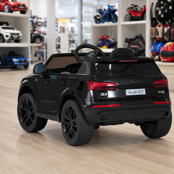 Детский электромобиль Джип Audi Q7 M 5796EBLR-2, 2 мотора по 35W, EVA, экокожа, MP3, USB, Bluetooth, черный mp-297928 фото