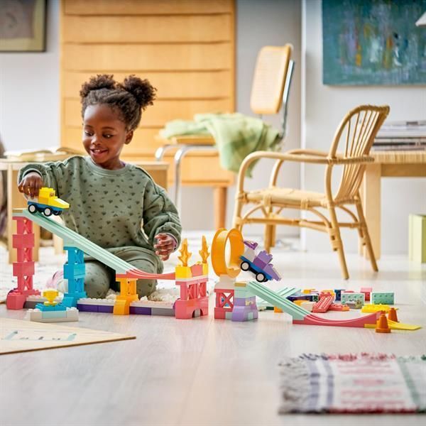 Конструктор LEGO&reg; DUPLO&reg; Місто 3 в 1 Цікаві гірки та трампліни з автомобілями, 111 деталей afk-186831 фото