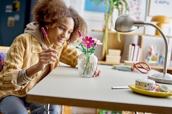 Конструктор LEGO&reg; Botanicals Квіти космеї Набір для коструювання, 171 деталь afk-186850 фото