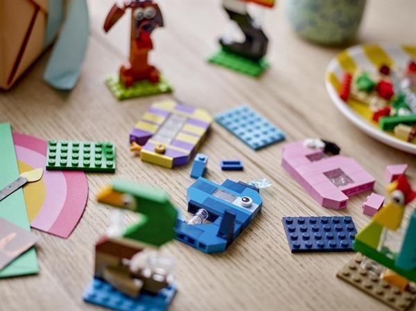 Конструктор LEGO&reg; Цифри на день народження Тваринний декор, 281 деталь afk-186898 фото