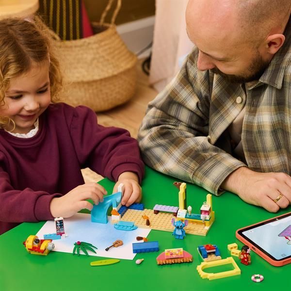 Конструктор LEGO&reg; Disney Веселье на пляже с Лило и Стичем, 113 деталей afk-186935 фото